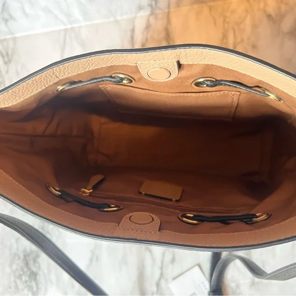 COACH Andy Crossbody Bag With Horse And Carriage Pebble Leather Tan Black - Picture 6 of 9